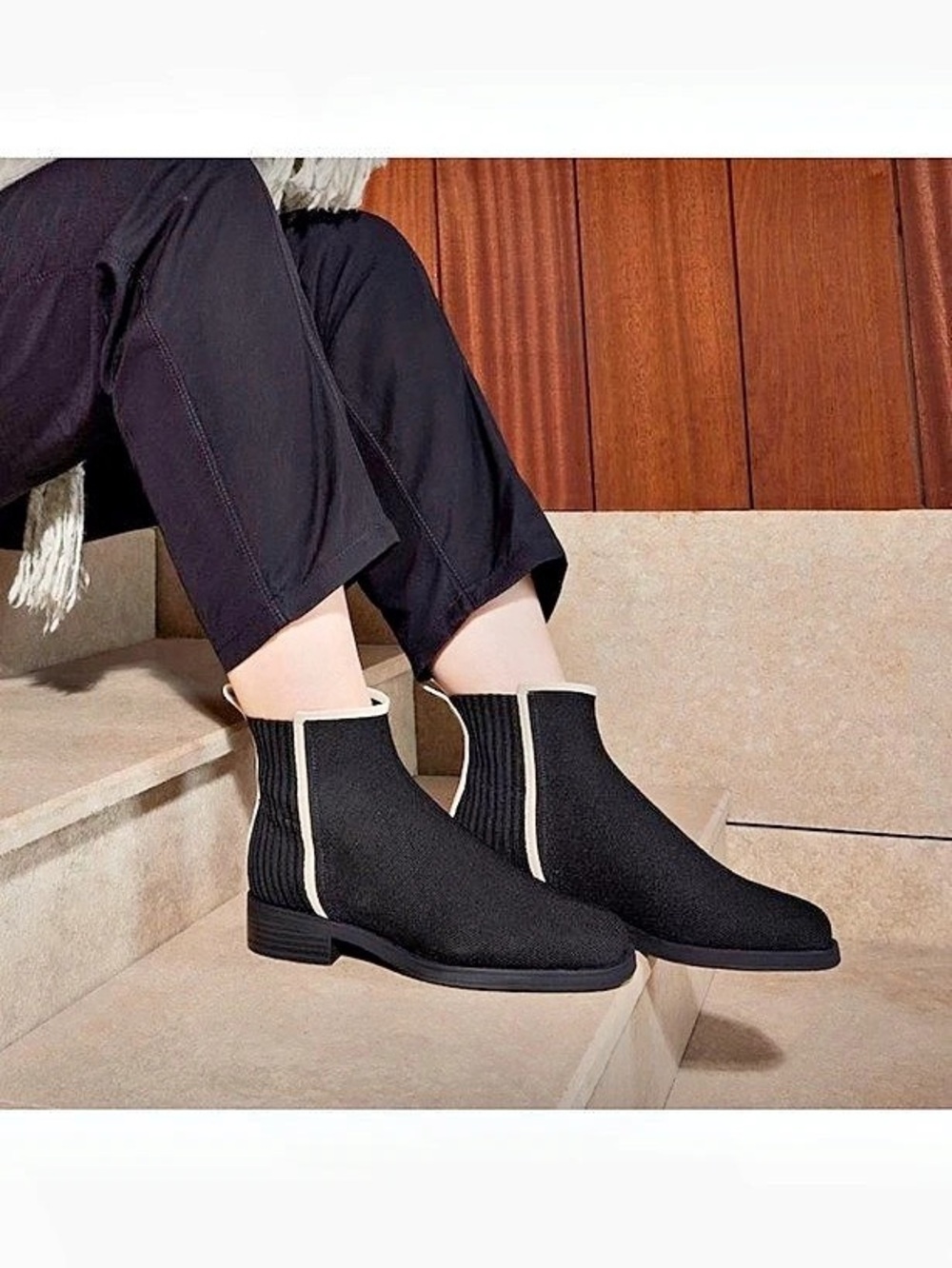 Vivaia Celina Black Chelsea Black Boots Size E.U 39 / U.S 8
